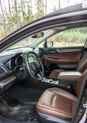 Subaru Outback cena 92900 przebieg: 99600, rok produkcji 2017 z Białystok małe 301
